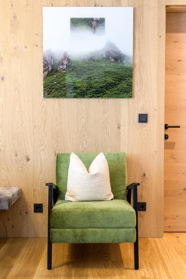 Haus St Anton - Incl Gratis Premium Sommerkarte Sankt Anton am Arlberg Ngoại thất bức ảnh